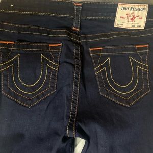 True religion, dark wash, mid rise, straight leg size 32 like new